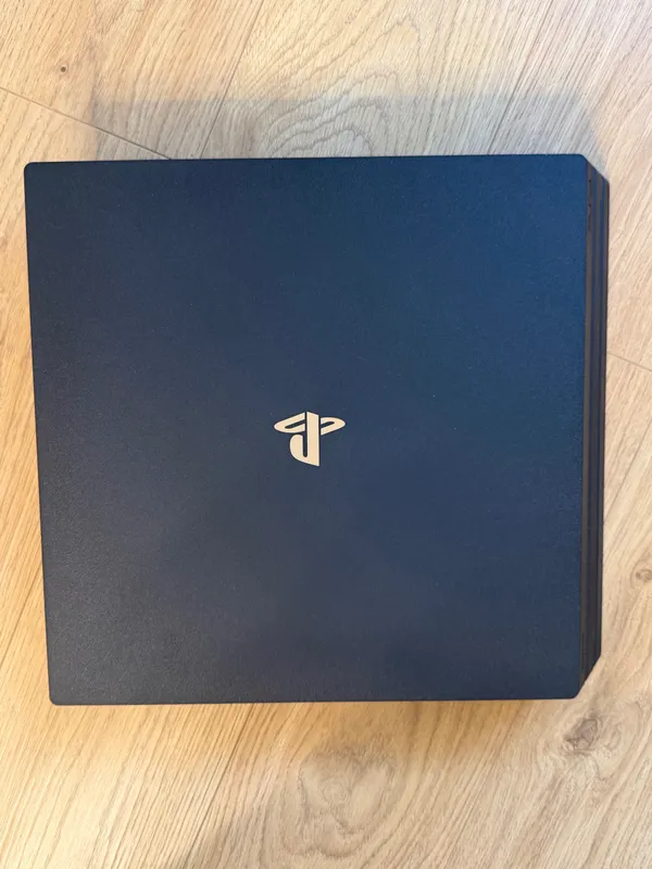 To‘liq to‘plam: PlayStation4 (PS4) pristavkasi kreslo, rul va pedallar bilan 4 To‘liq to‘plam: PlayStation4 (PS4) pristavkasi kreslo, rul va pedallar bilan 4