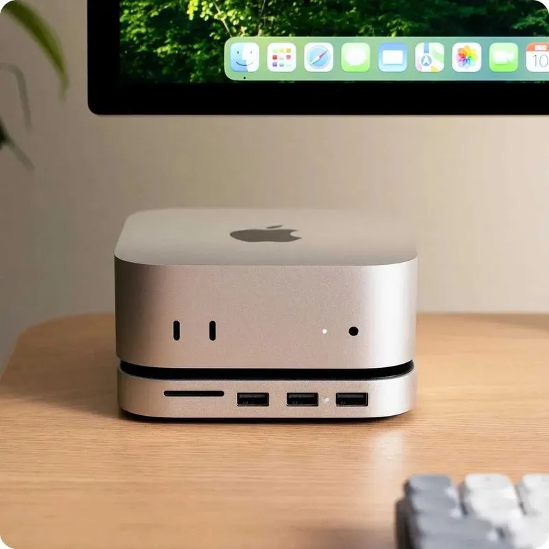 Док-станция Satechi Mac Mini M4 Stand & Hub with SSD Enclosure