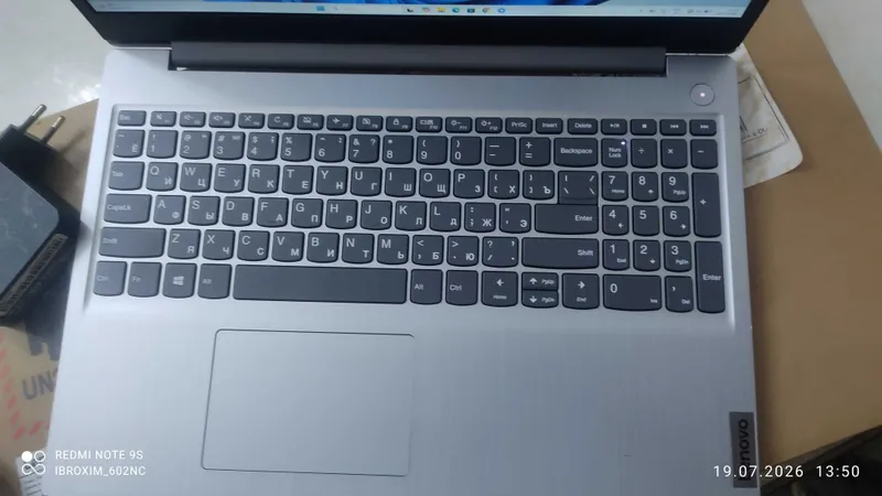 Lenovo ideapad3 yangi 3