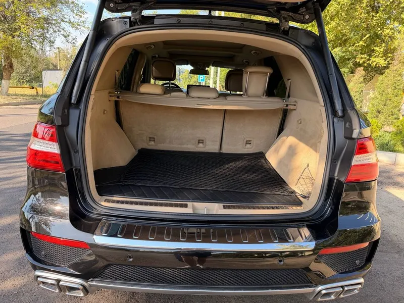 Mercedes-Benz ML 350 (W166) 8 Mercedes-Benz ML 350 (W166) 8
