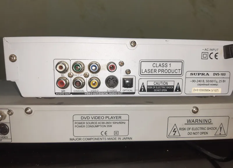 DVD pleer 4 DVD pleer 4