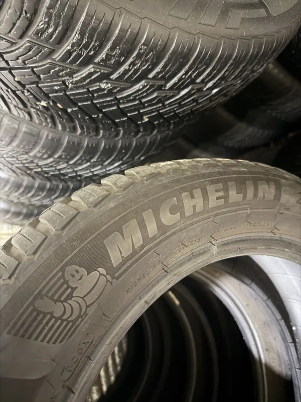 Michelin balon sotiladi 225/55/17 — фото 1