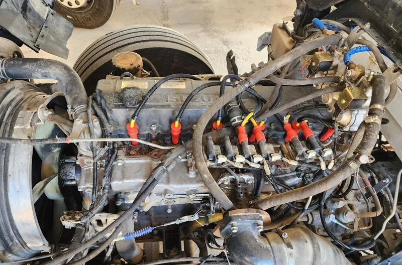 Isuzu, 10 тонн 6 Isuzu, 10 тонн 6