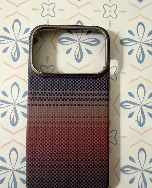 Iphone 17/18 pro чехол 1 Iphone 17/18 pro чехол 1