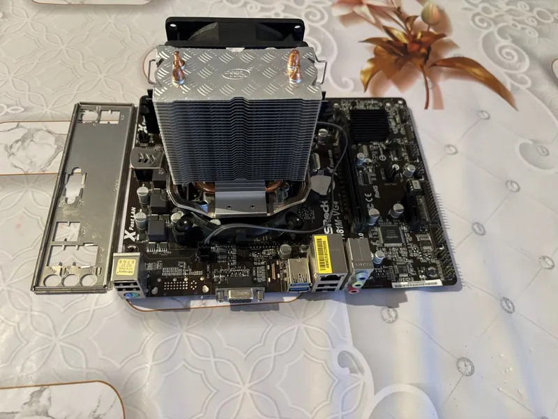 Блок питания Cooler master 600W 2