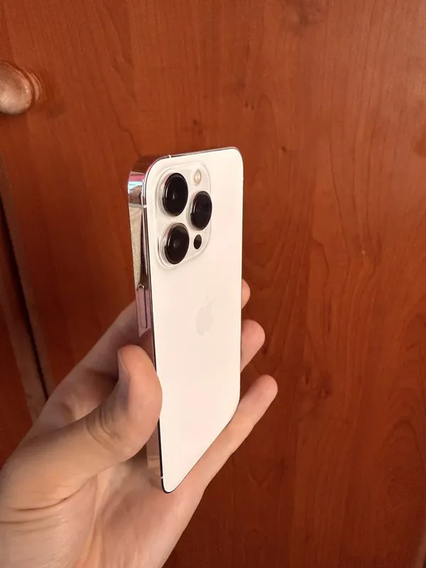 Iphone 13 pro gold — фото 4