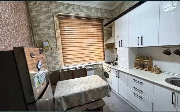 Аренда 3хонали кв.Юнусабад-10, янги ремонт,1этаж,парковка