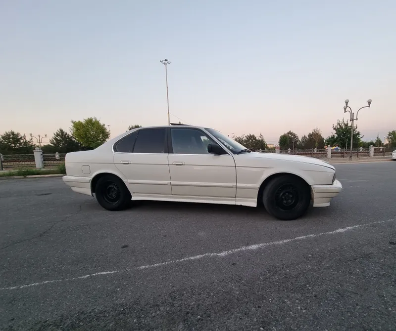 BMW E34 3.0 | Легенда | Живая | Срочно — фото 2