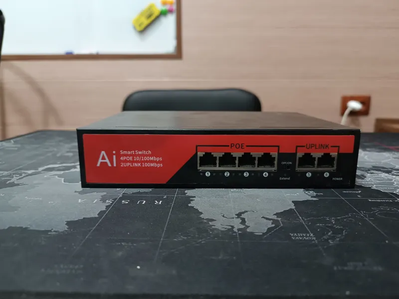 Продам PoE коммутатор (Ai Smart Switch)