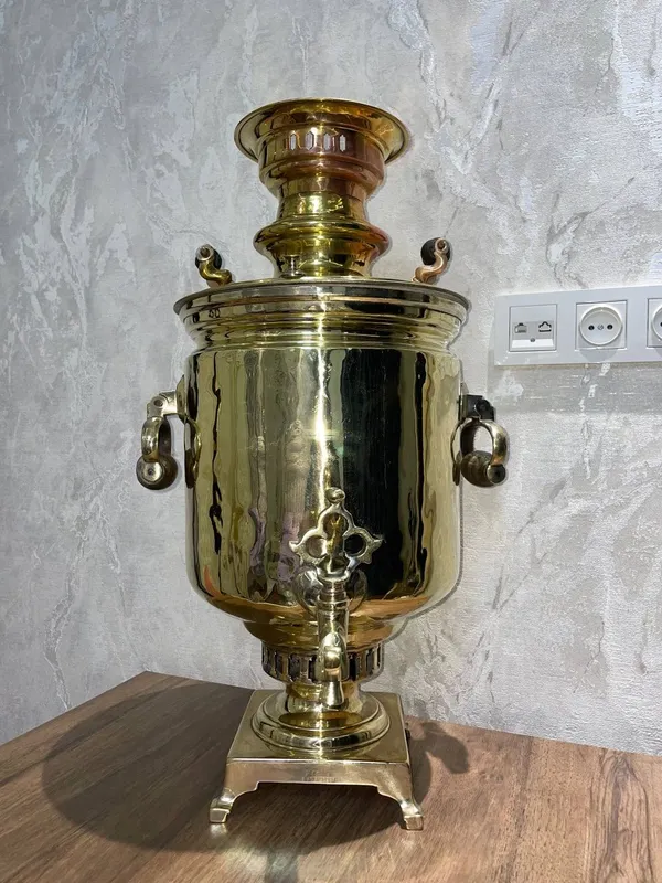 Samavar 10 litir 19 asir xolati zor 1