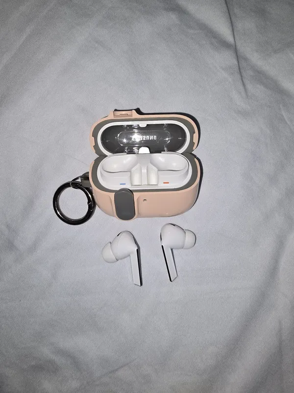 Оригинал Samsung Galaxy Buds 3 Pro — фото 2