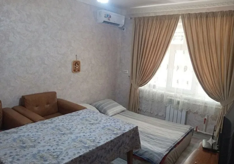 1/3/4, 27 m2. g‘ishtli, balkon 1.5×3. TTZ 1 sotiladi. 1