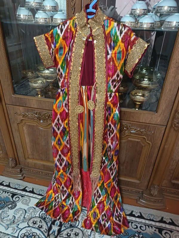 Продаются платье, лосины и абая 1