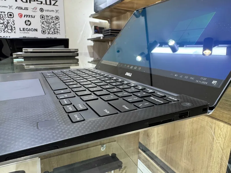 DELL XPS 13 sensorli 4K Intel Core i7-8550U 16 GB tezkor xotira 256 SSD 6 DELL XPS 13 sensorli 4K Intel Core i7-8550U 16 GB tezkor xotira 256 SSD 6