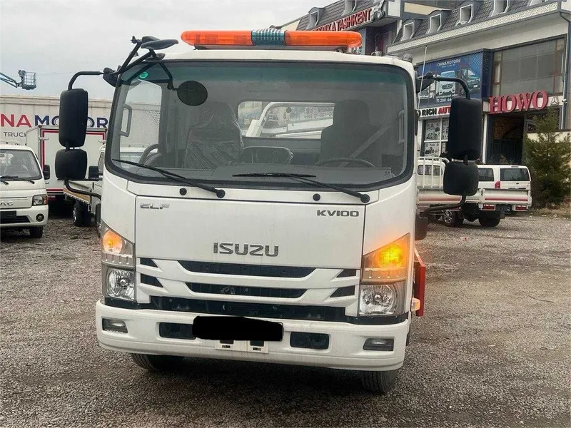 ISUZU ELF KV100 Эвакуатор