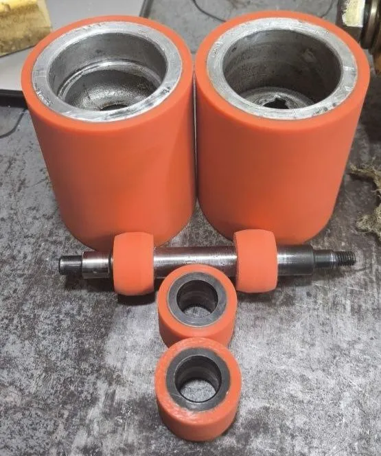 Poluritan materialdan roliklar gʻildraklar vallar 4