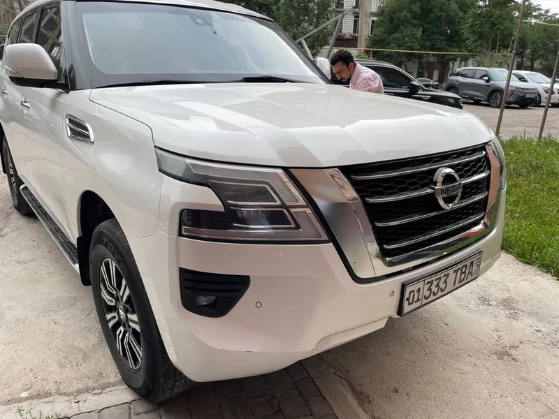 Nissan patrol titanium