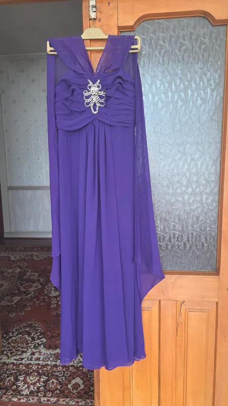 Viore Istanbul shifon matodan tikilgan kechki ko‘ylak sotaman 1 Viore Istanbul shifon matodan tikilgan kechki ko‘ylak sotaman 1