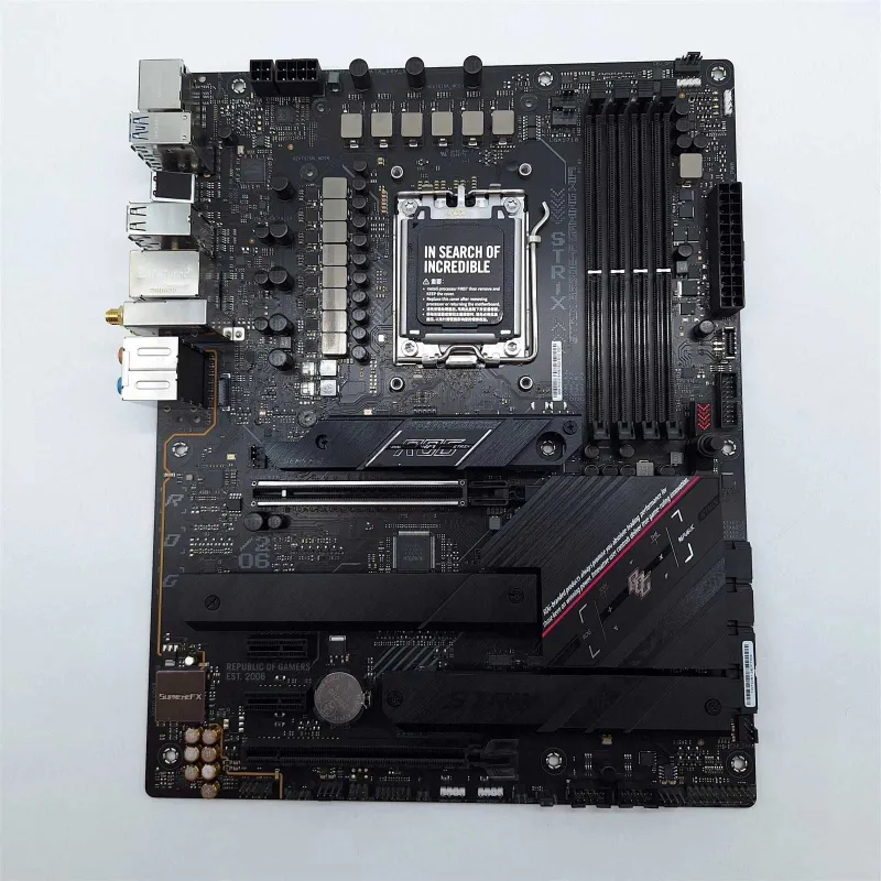 ASUS ROG Strix B650E-F Gaming WiFi AMD B650 AM5 ATX Motherboard — фото 5 ASUS ROG Strix B650E-F Gaming WiFi AMD B650 AM5 ATX Motherboard — фото 5