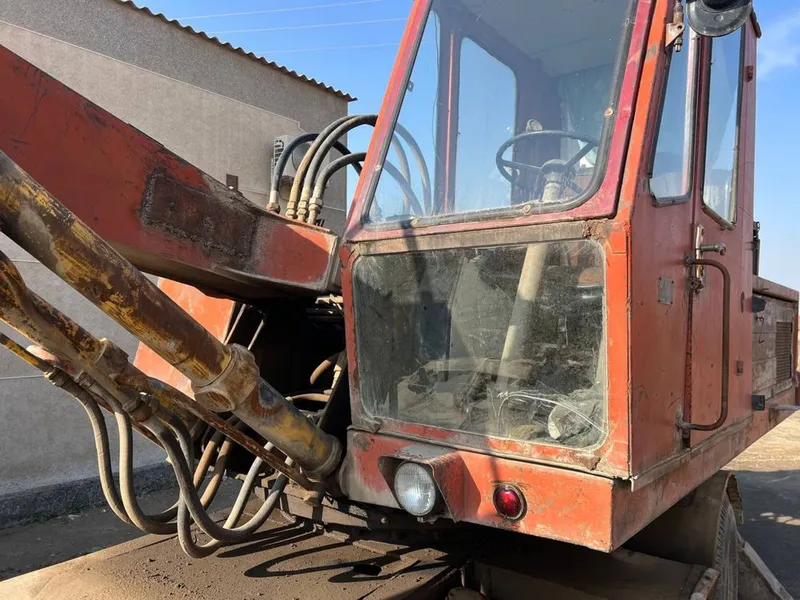Эксковатор ОЭ-3322 1 Эксковатор ОЭ-3322 1