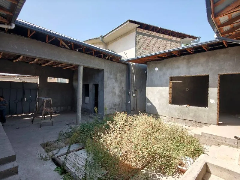 7 xonali kvartira, 295 m2, Uchtepa 3