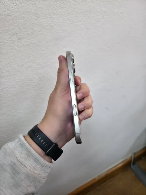 iphone 16 pro max 256Gb 91%  natural titanium 3
