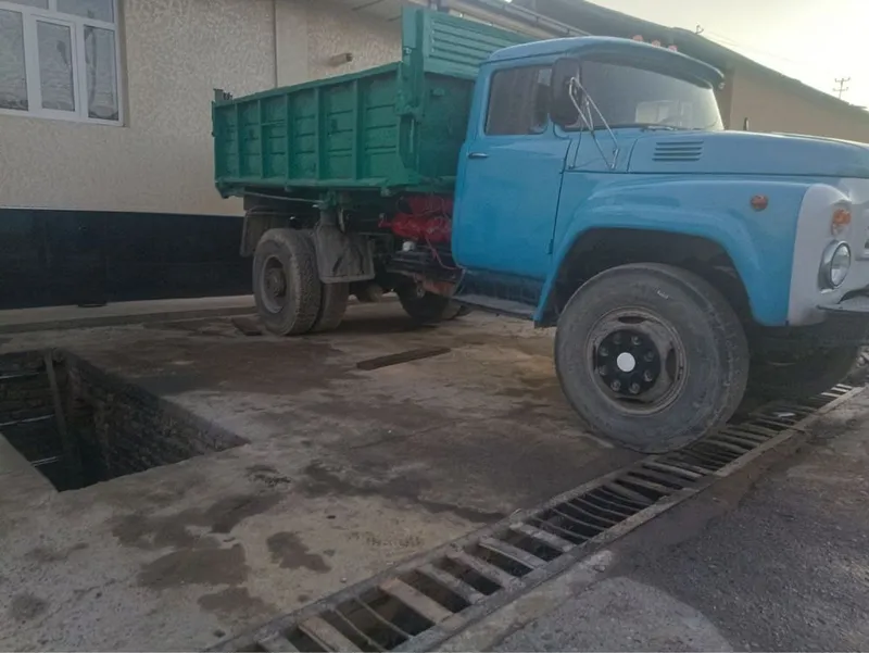Zil unversal samasval 1986 yil 7 Zil unversal samasval 1986 yil 7