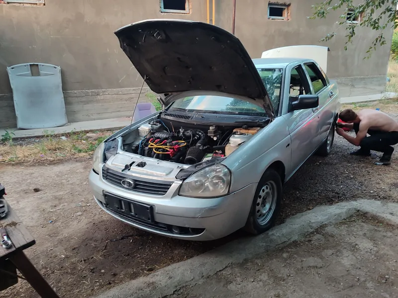 Продаётся Лада Приора на запчасти 5