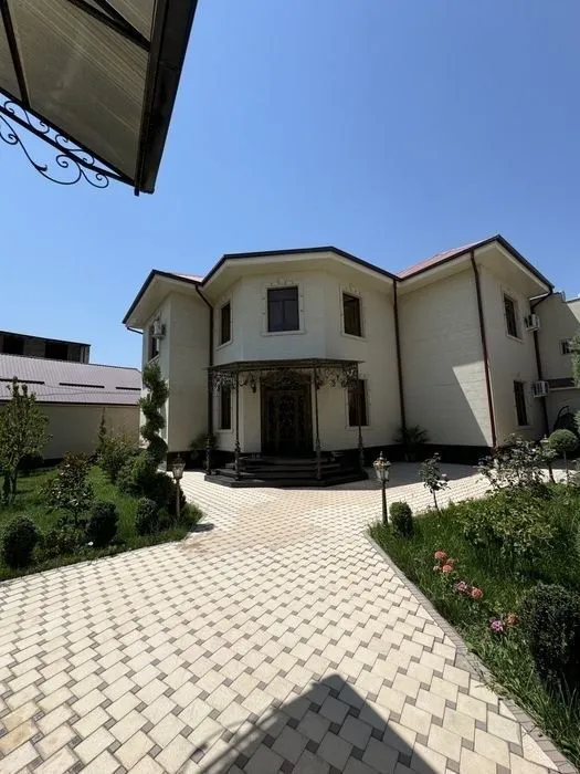 Продаётся евро дом Мирзо-Улугбекский район 1 Продаётся евро дом Мирзо-Улугбекский район 1