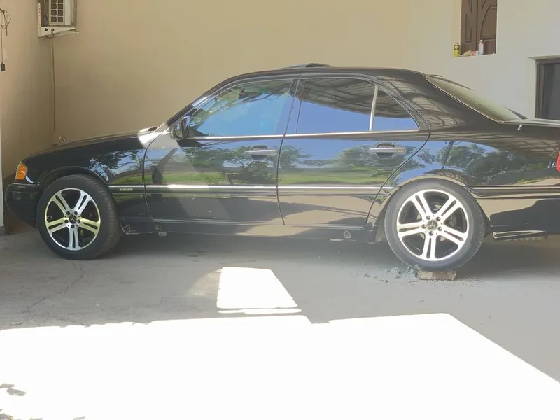 Mercedes Benz W202 (C180) 3 Mercedes Benz W202 (C180) 3