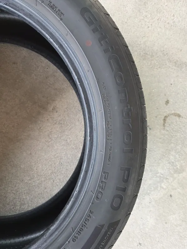 Продам шины 245/50R19 2 штуки 5 Продам шины 245/50R19 2 штуки 5