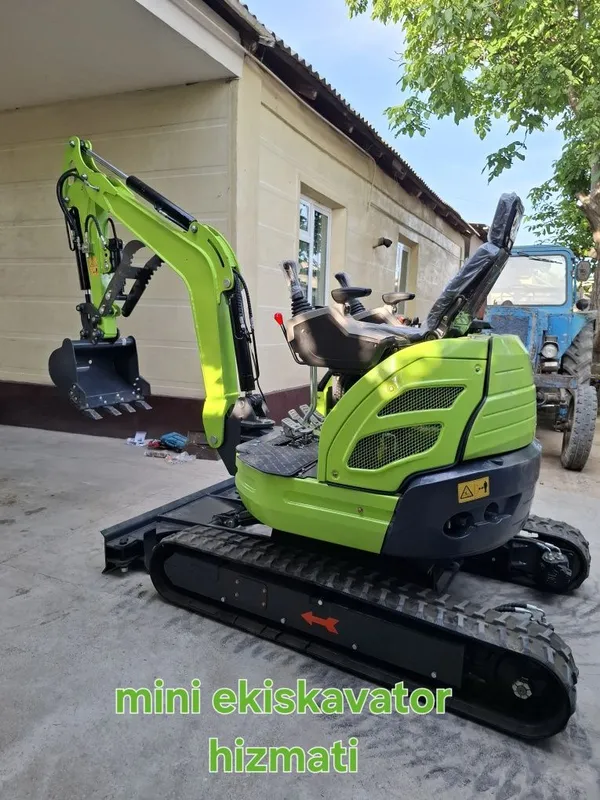 pashti yangi 50 soat ishlagan mini ekiskavator 2 pashti yangi 50 soat ishlagan mini ekiskavator 2