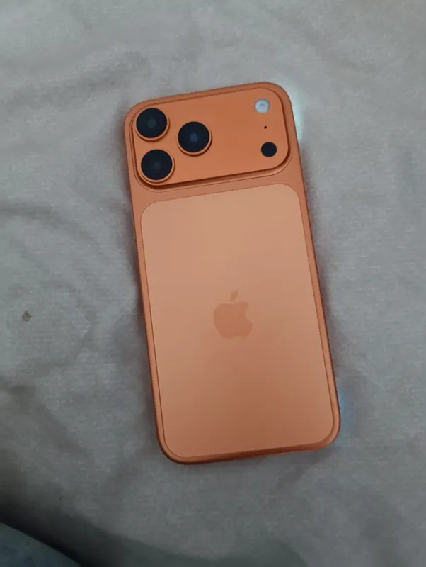 phone 17 pro max Dubay 1ga 1
