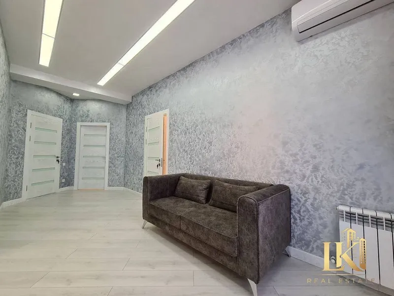 Элитный комплекс Golden House Парисен в Яккасарайском районе — роскошная квартира 198 м² с евроремонтом — фото 4