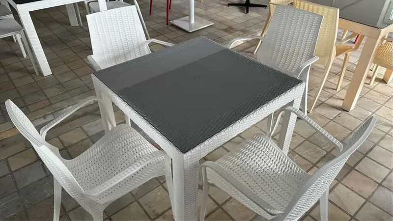 Stol stul beton stoyka tuvakla sotiladi