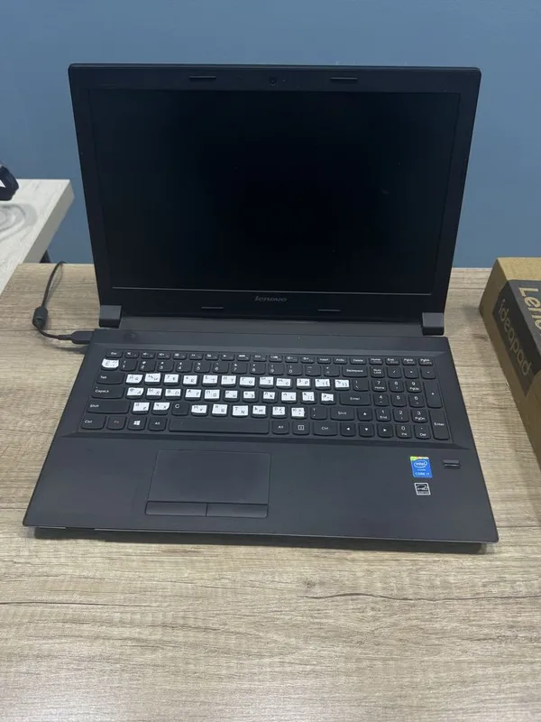 Срочно продается Lenovo IdeaPad офисный в отличном состояние