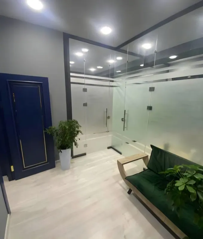Продаётся офисное помещение в центре ( БЦ ) 1