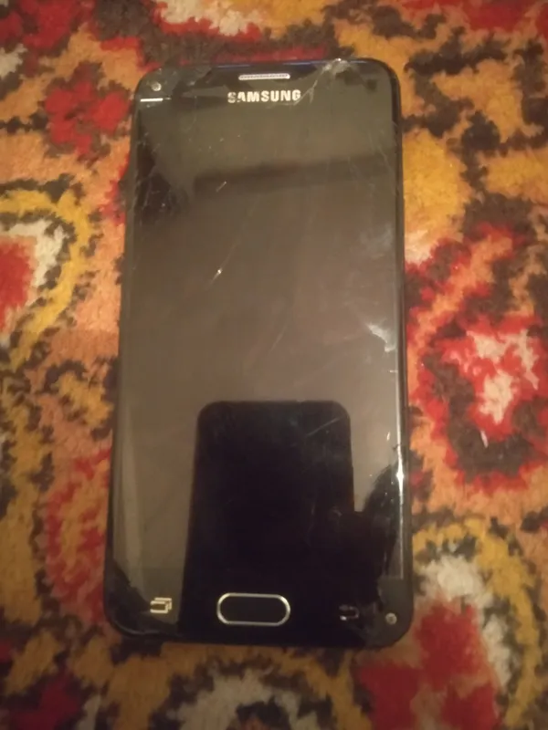 Продаётся Samsung J5 1 Продаётся Samsung J5 1