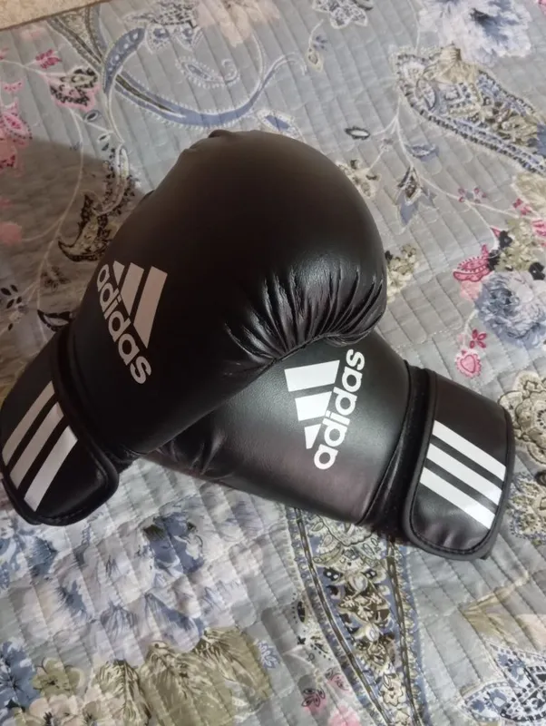 Boks uchun adidas DAN qora rangli perchatki 4 Boks uchun adidas DAN qora rangli perchatki 4