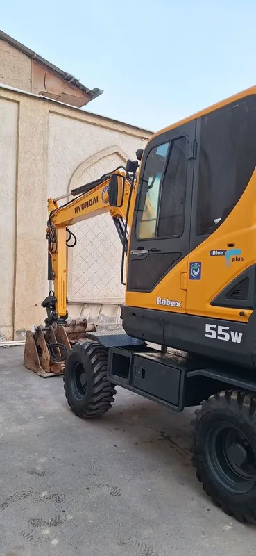 Срочно Hyundai 55 w 3 Срочно Hyundai 55 w 3