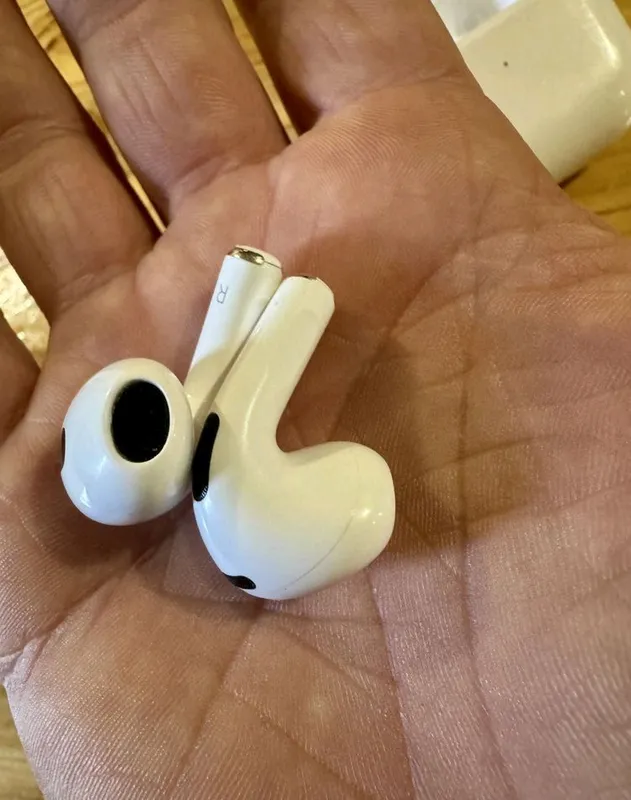 AirPods 3 Оргинал 100% Идеал Состояния ИЗ США — фото 2