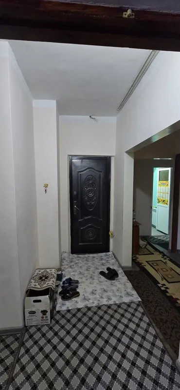 Qarshi shaharda 4 xonali uy srochna sotiladi. 6