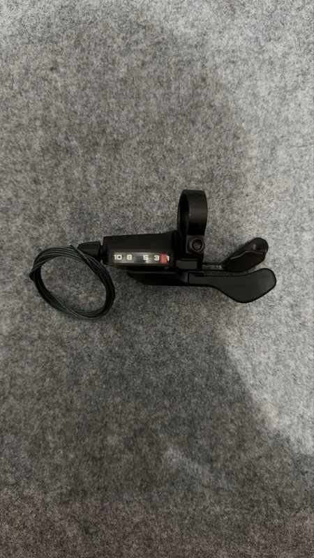 Манетка Shimano CUES 10s 2