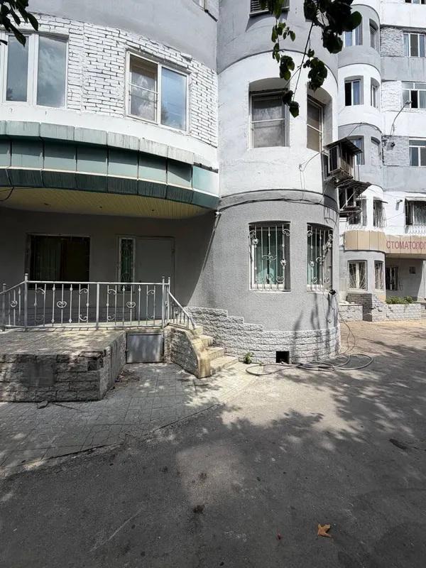 Ресторан Шох Сарой Корзинка нежилое помещение 51кв.м срочно Своя 1