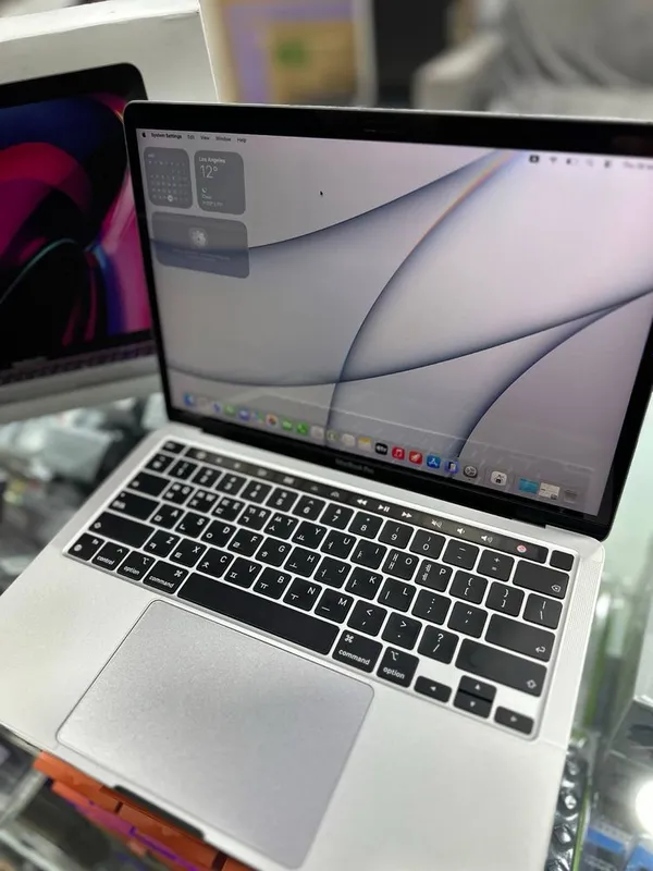 Macbook pro m2 13 — фото 1