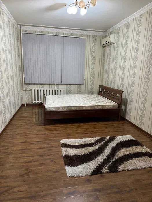 Сдается квартира в Чиланзар 17-квартал 3/1/4 64 м2 1