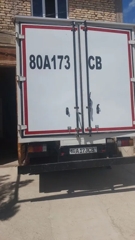 isuzi yuk aftomashinasi tez va arzon sotiladi 3 isuzi yuk aftomashinasi tez va arzon sotiladi 3