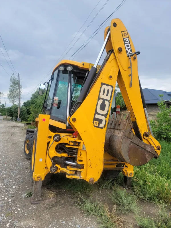 Jcb sotiladi xolati alo