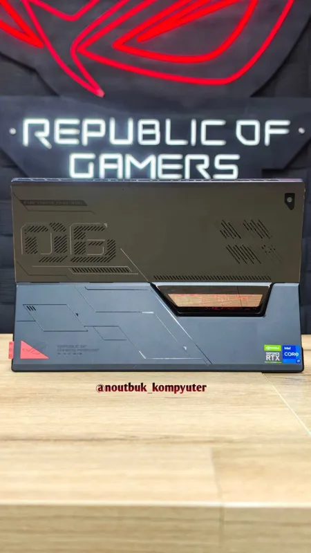 Мощный игровой Asus Rog Flow Z13