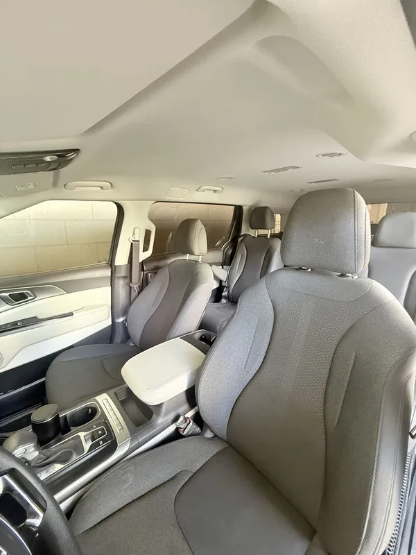Kia Carnival 2023 — фото 4